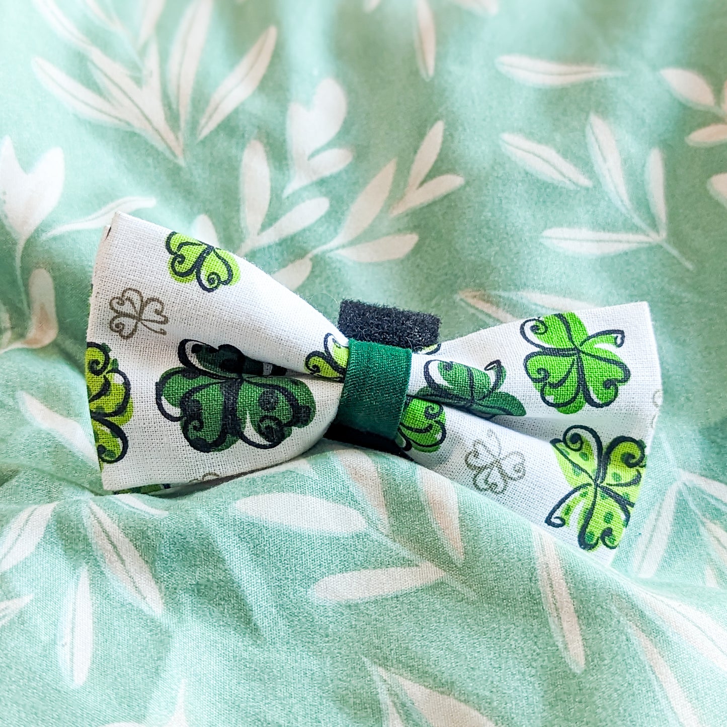 Cartoon Irish Clover Dog Bowtie 2