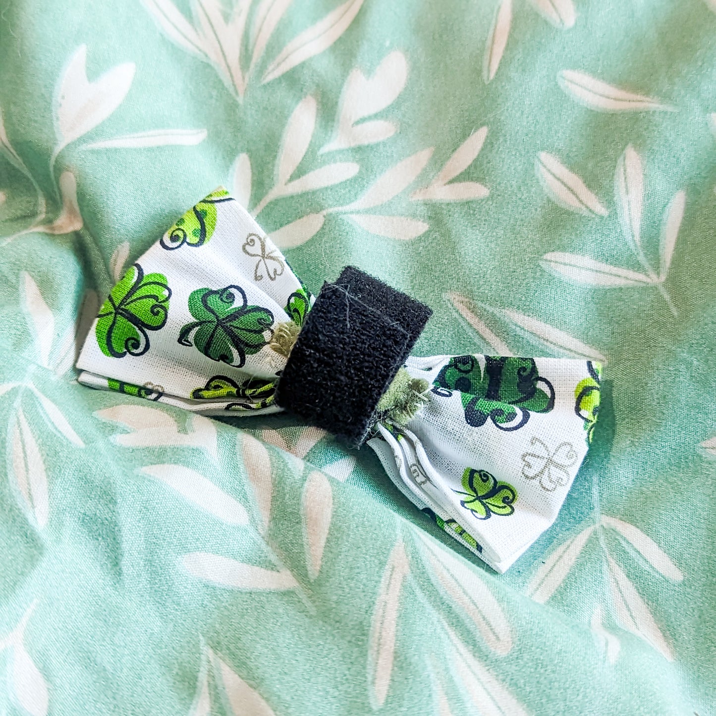Cartoon Irish Clover Dog Bowtie 2