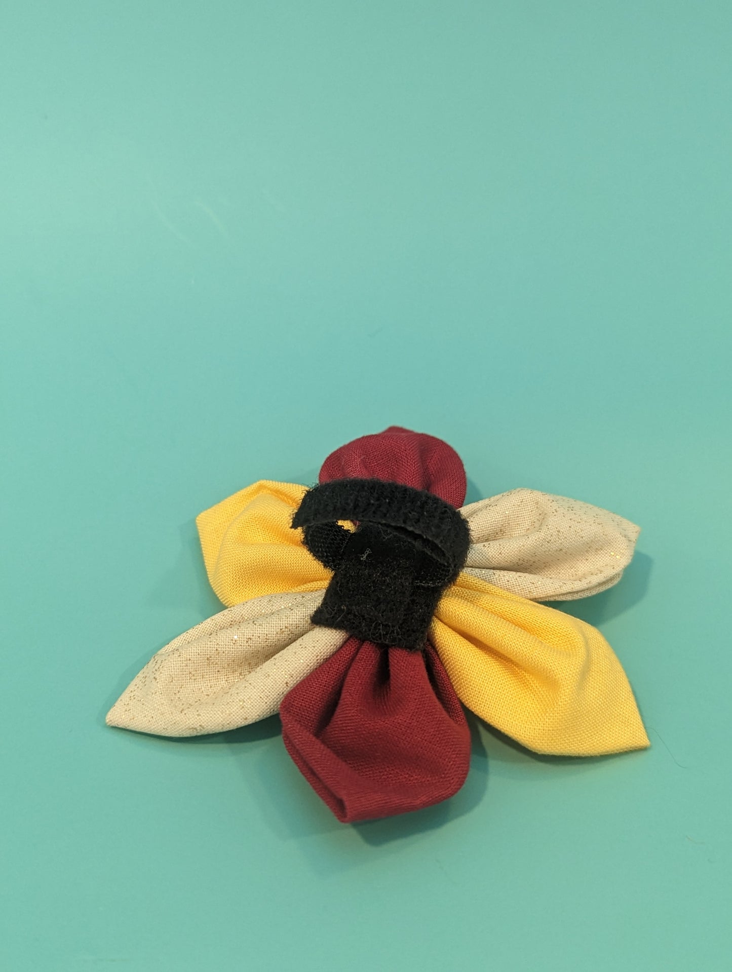 Commanders Dog Flower Bow