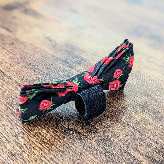 Pickledillie Designs offers handsewn, handmade unique cloth dog bowties for collars. Add a touch of style to your pet's wardrobe with these one-of-a-kind accessories made in Annapolis, Maryland. Explore our collection of pet fashion and accessories to elevate your furry friend's look.