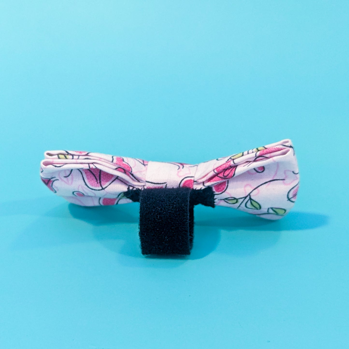 Pink Cartoon Roses Dog Bowtie