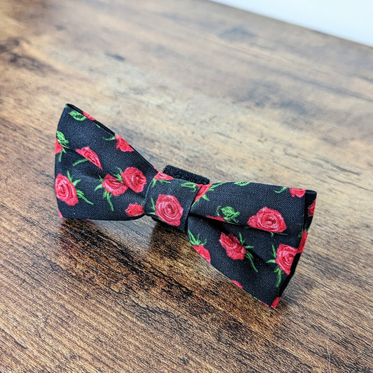 Discover exquisite handsewn dog bowties made in Annapolis, Maryland by Pickledillie Designs. Elevate your pet's style with these unique cloth fashion accessories, crafted with love and attention to detail. Support local businesses and shop small for the perfect addition to your furry friend's wardrobe.